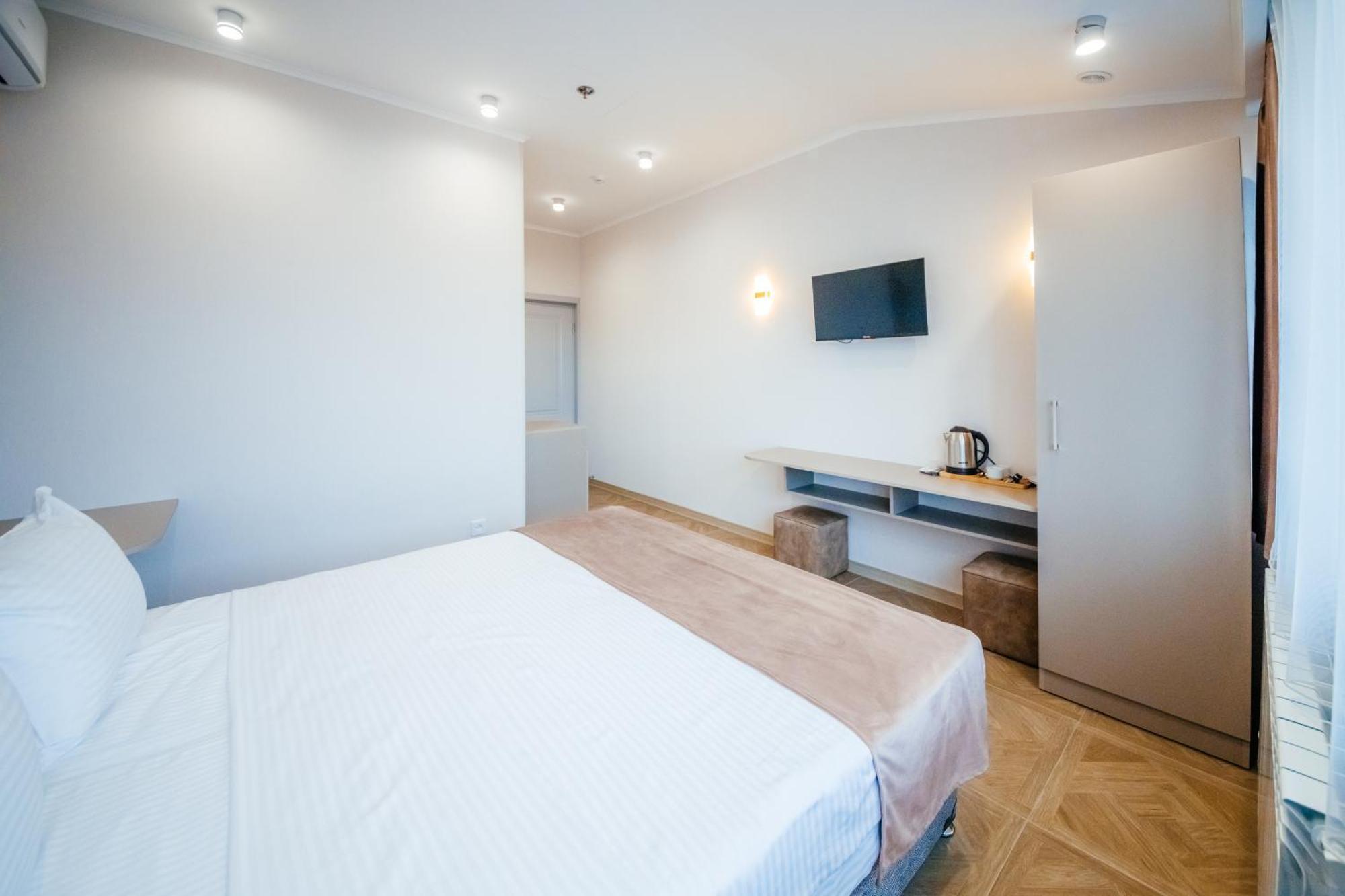 Chief Hotel Giumri Zewnętrze zdjęcie