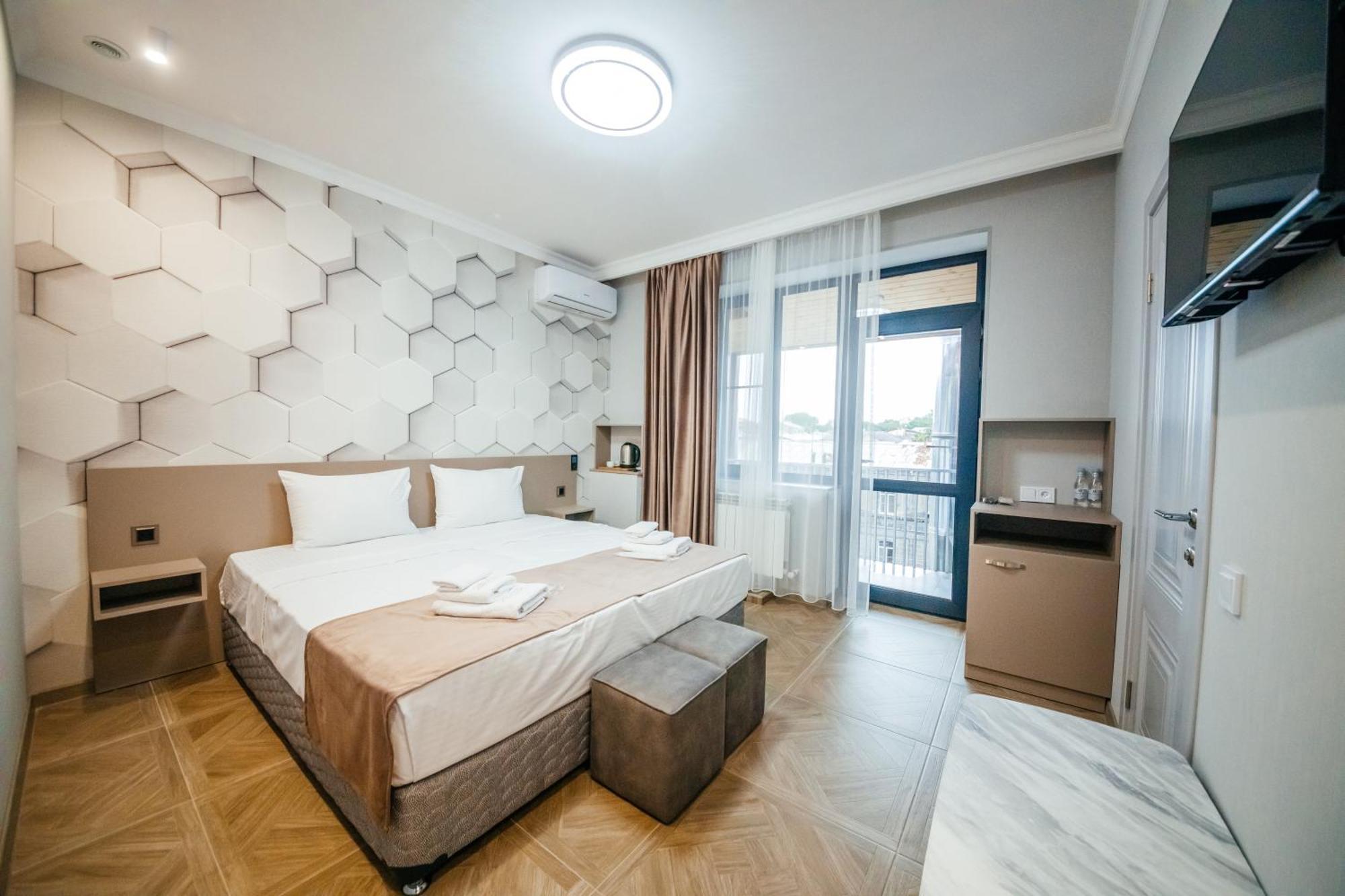 Chief Hotel Giumri Zewnętrze zdjęcie