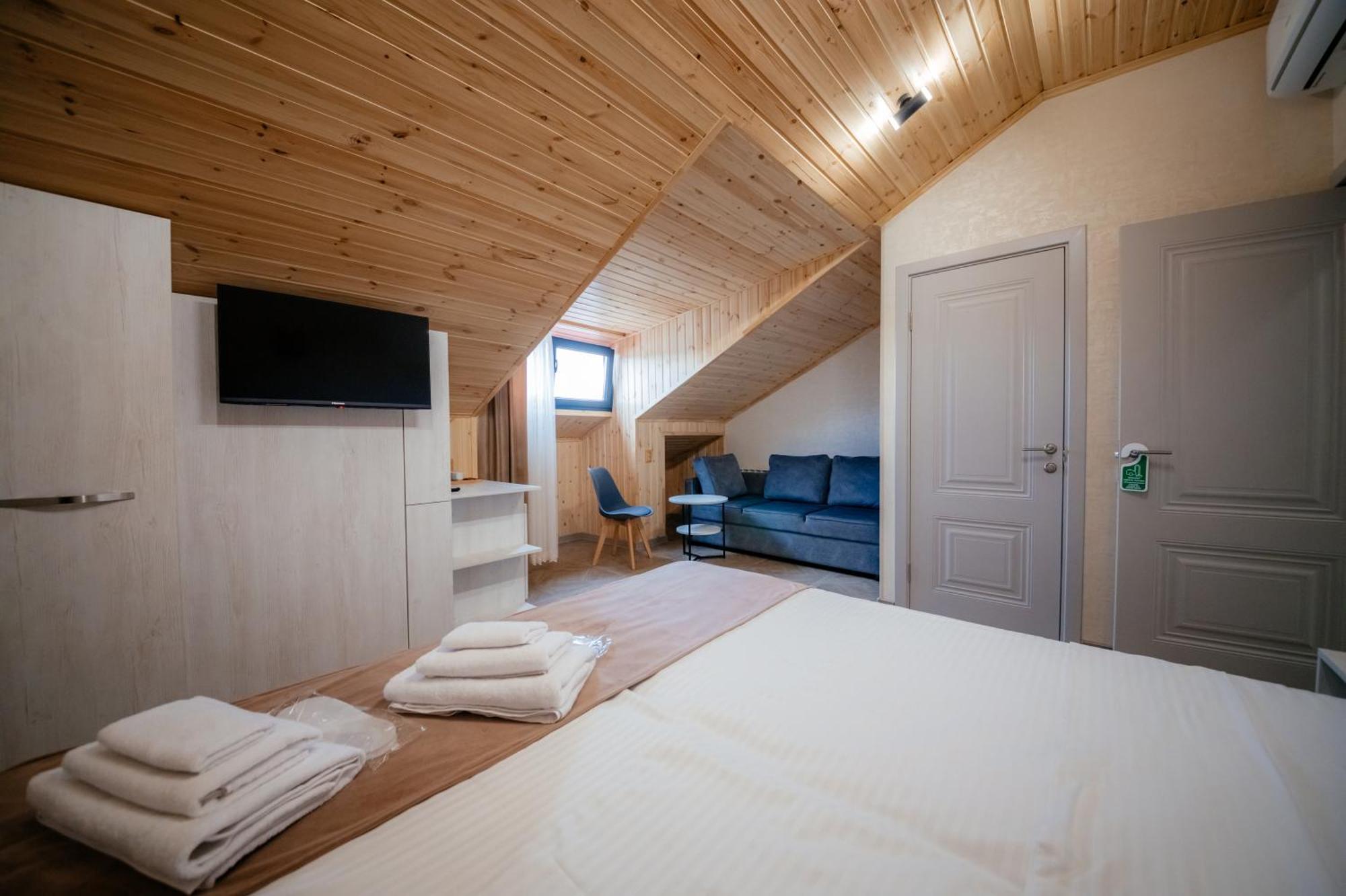 Chief Hotel Giumri Zewnętrze zdjęcie