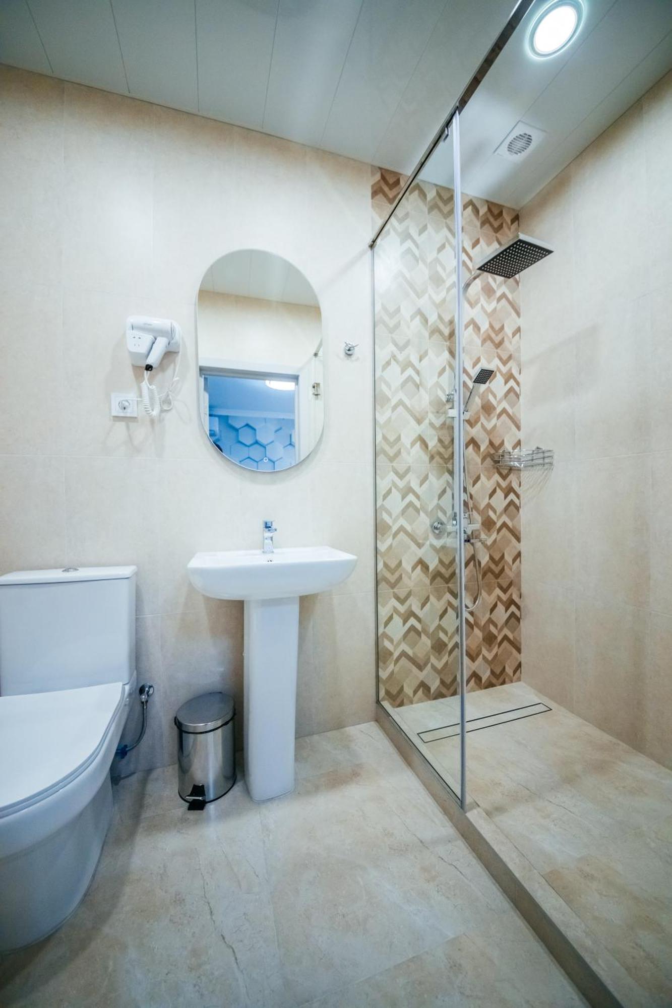 Chief Hotel Giumri Zewnętrze zdjęcie